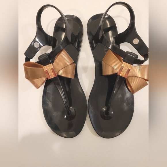 Ted Baker London Black Gelly Jelly Black Rubber Sandals, size 36, US 5.5 - Picture 2 of 11
